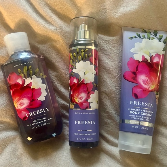 Bath and Body Works Freesia Body Trio - Picture 1 of 3